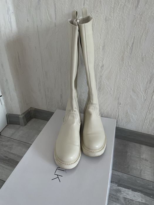 Зимни високи ботуши екрю