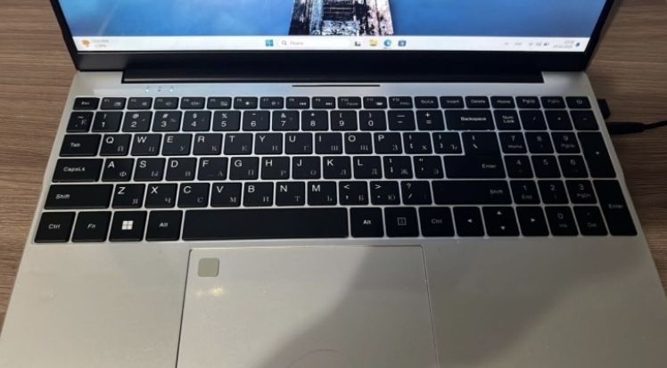 Очень хороший ноутбуе, для игр-учебы