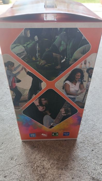 Boxa cu bluetooth noua karaoke