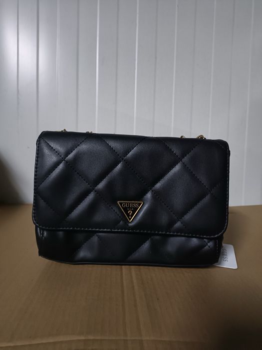 Модели дамски чанти на Dior,Karl ,Guess,Prada