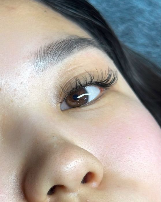 Ищу моделей на наращивание ресниц 4000тг