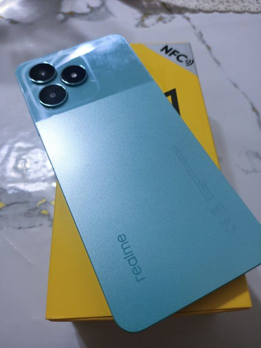 Realme 51  продаю