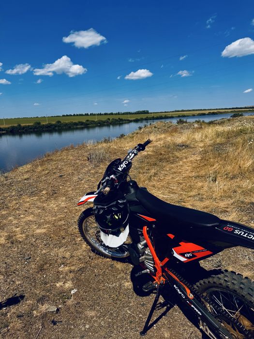 Продам мотоцикл kayo k2pro