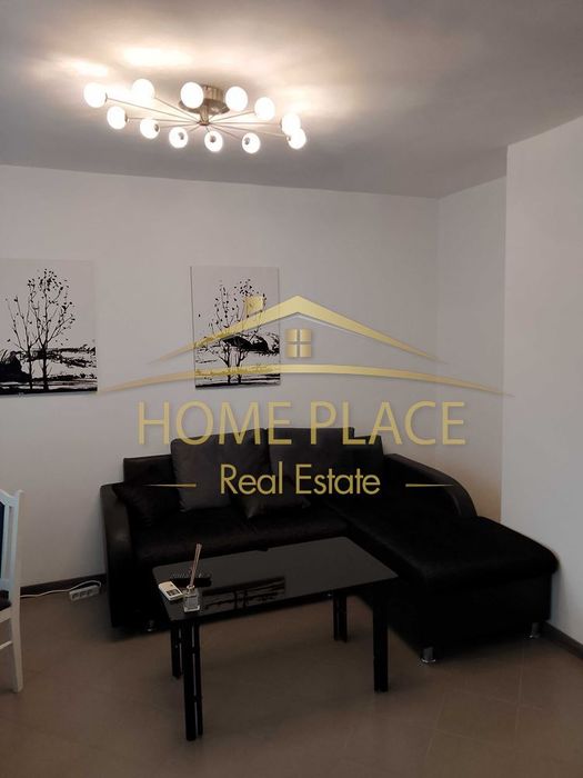 Дава се под наем Двустаен апартамент в Варна, Център - 55 кв.м за 561 € - Снимка #1