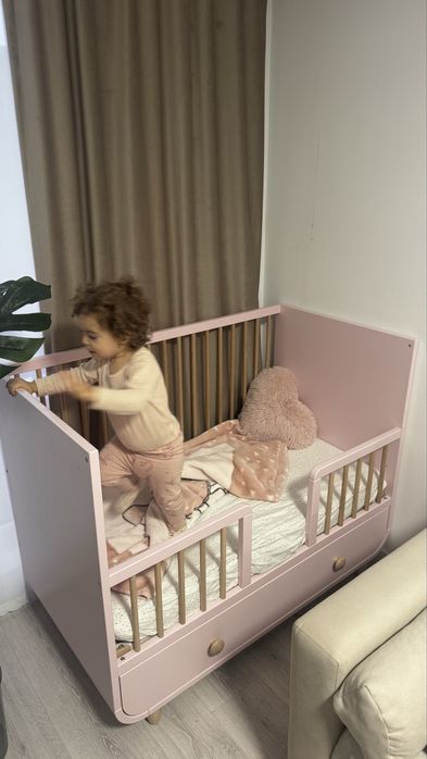 Patut bebe ikea MYLLRA