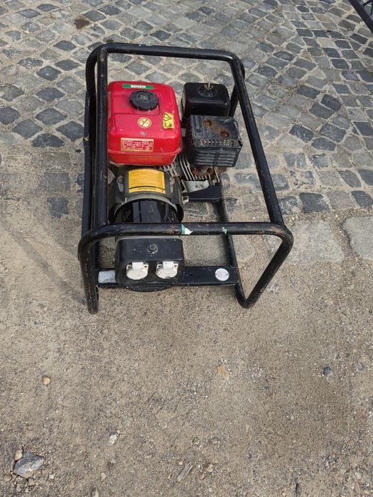 vand generator Honda EZ CY 3,1kw