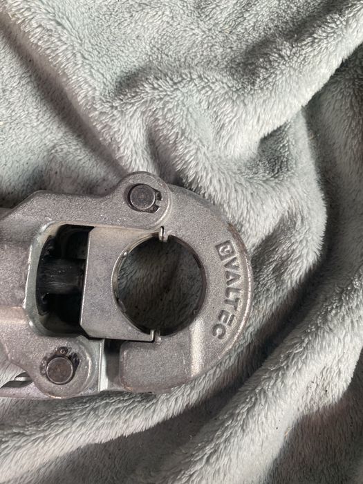 Valtec клещи пресс