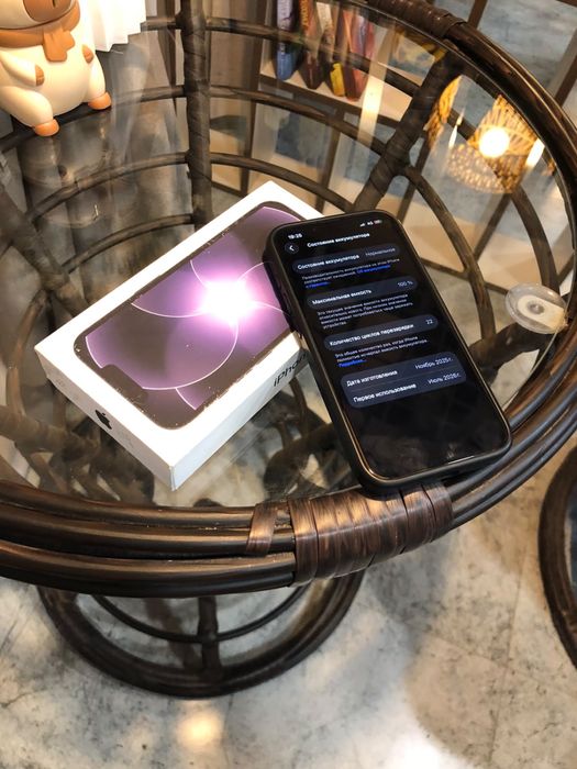Продаю Iphone 17e