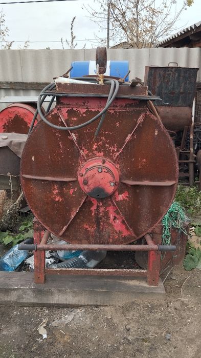 Бетоносмеситель,Газобетоносмеситель