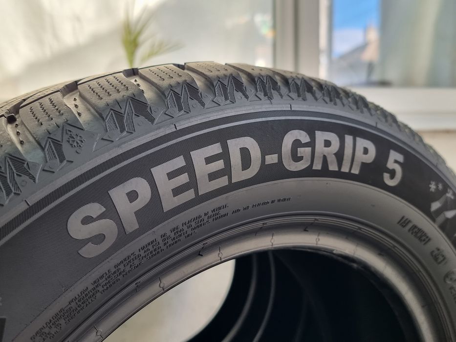 205/60/16 Semperit 4Броя: 280лв 6.5мм