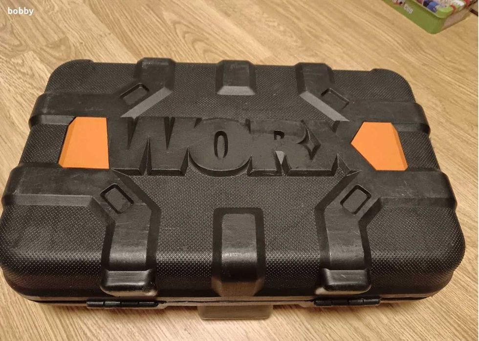 Ударна дрелка Worx WX300K