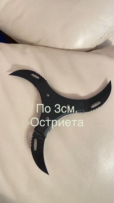 Лот ножове.
