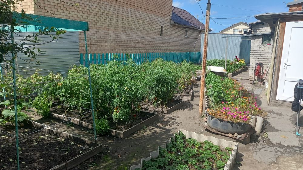 Продаётся 2 дома на одном участке