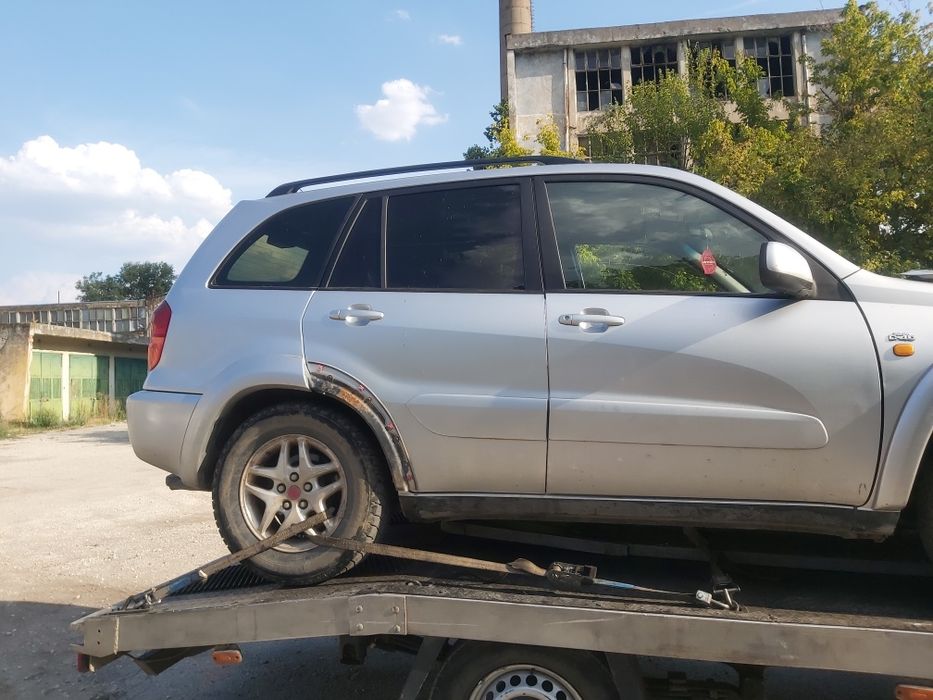 Тойота Рав 4 2.0 дизел 116 к.с 2003 година