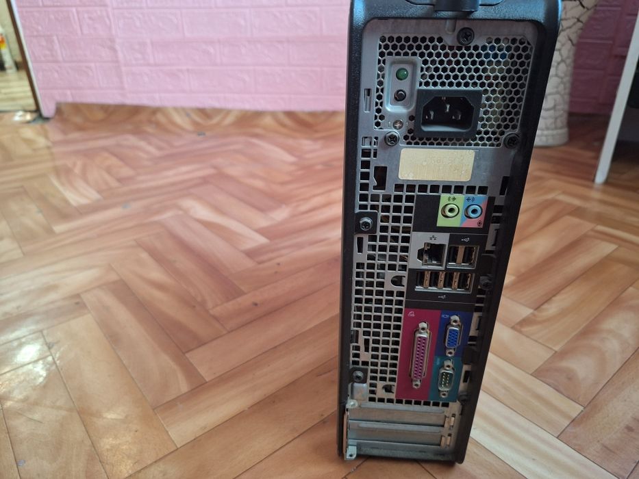 Настолен компютър Dell optiolex 380