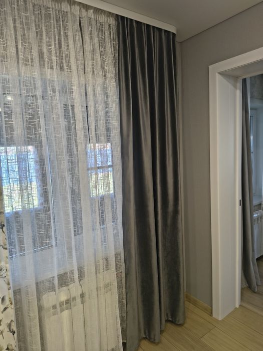Продам   шторы очень красивые , новые