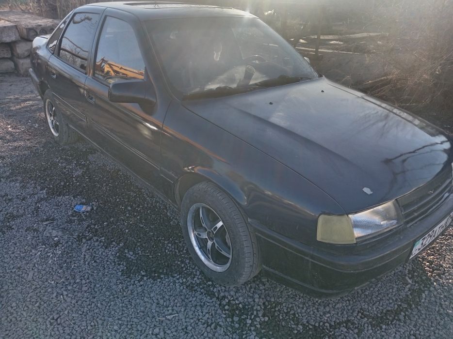 Продам опель вектра а 1.6