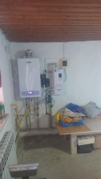 ҮЙ САТЫЛАДЫ
ЧА ҮЙТАС 
ПАРКОВАЯ КӨШЕСІ 22

Кең,шаруашылыққа толық