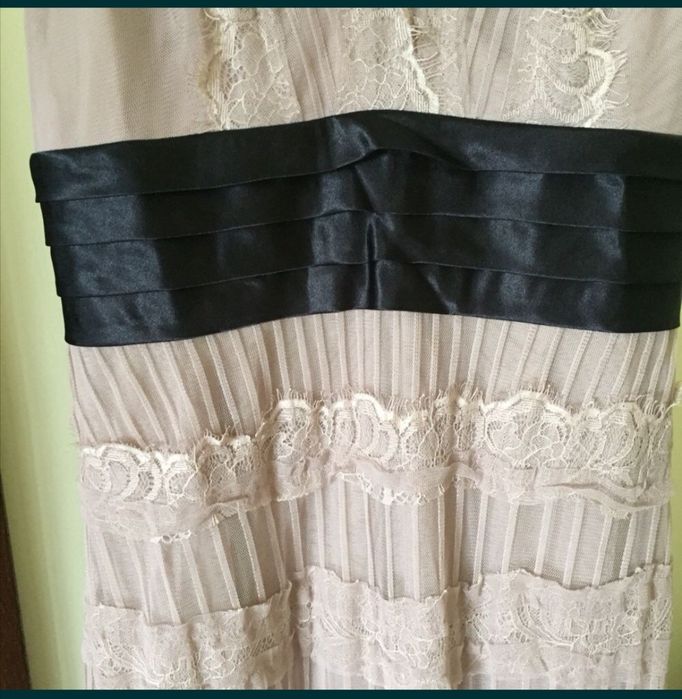 Продам Платье Zara, новое.