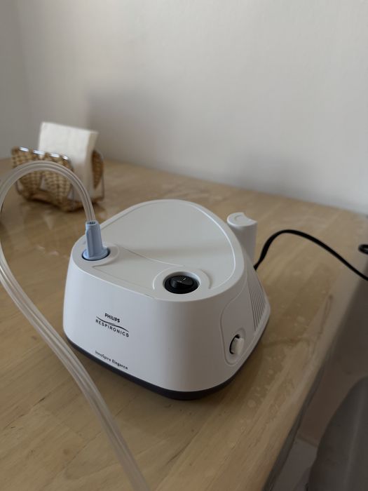Продам компрессорный ингалятор Philips Avent