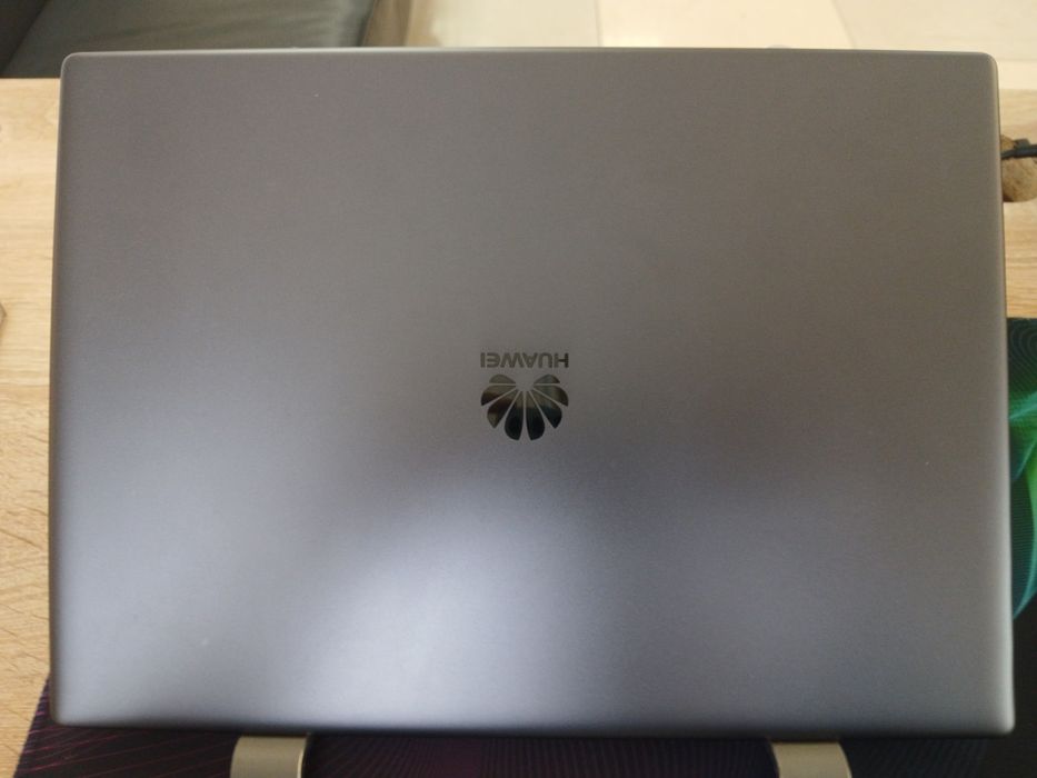 Huawei mateBook X pro