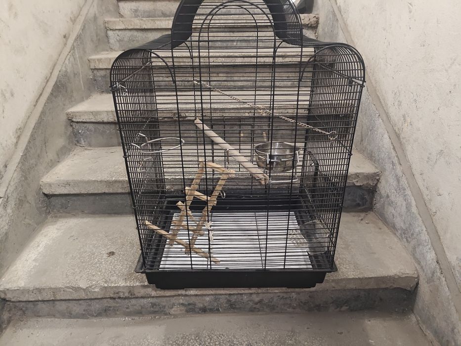 Клетка кафез за птици почти нова