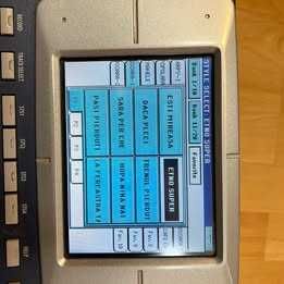 Korg Pa800 – stare foarte bună, ecran tactil, funcțional 100%, profi