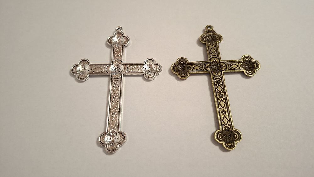 Cruce mare , pandantiv. 7.5cm