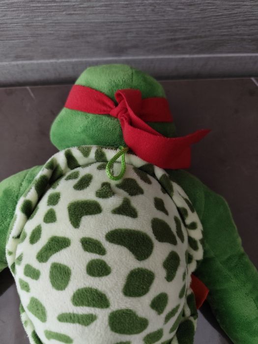 Плюшена играчка Рафаел от „Костенурките нинджа“ (Teenage Mutant Ninja Turtles). Дължина 40-50 см