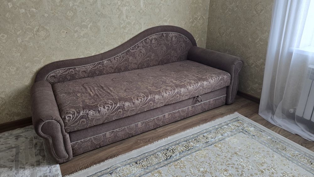 Продоется диван!!