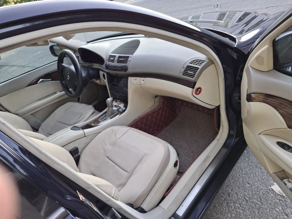 Vând Mercedes E class 210  Automatic din 2003