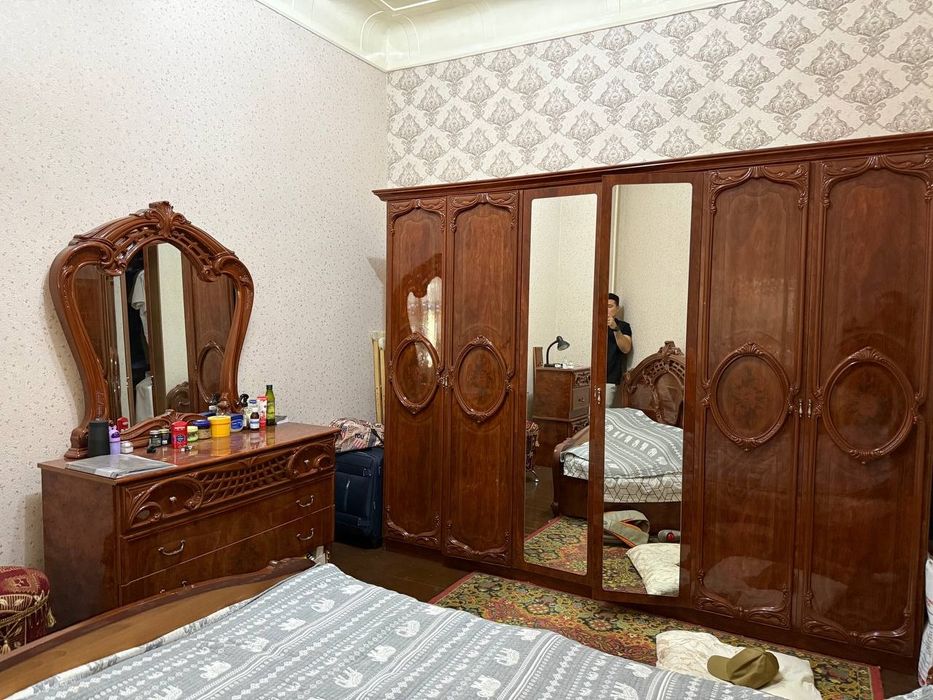 Спалний гарнитур