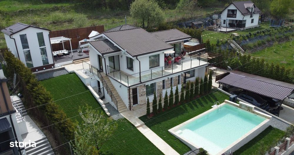 Casa in stil Victorian cu piscina, 210 mp utili + 1001 mp teren, Zona