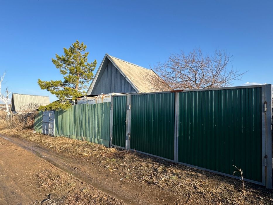 Продам городскую дачу