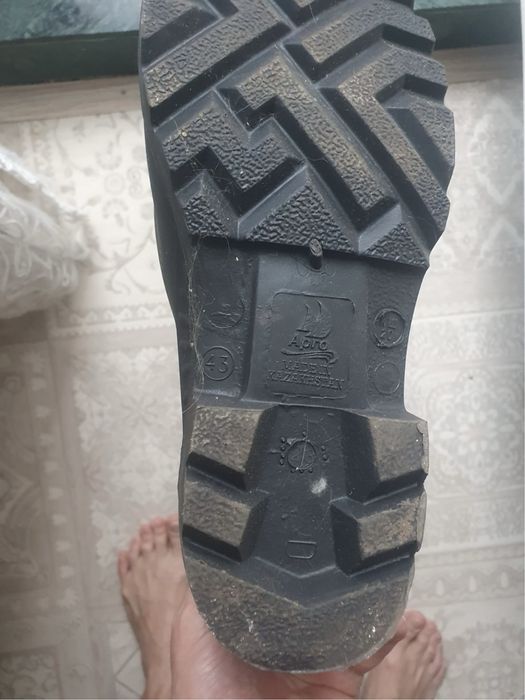 резиновые сапоги