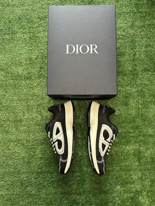 Dior B30 Sneakers – Black & White