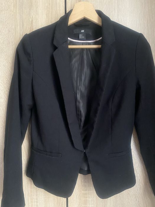 Черно дамско сако H&M