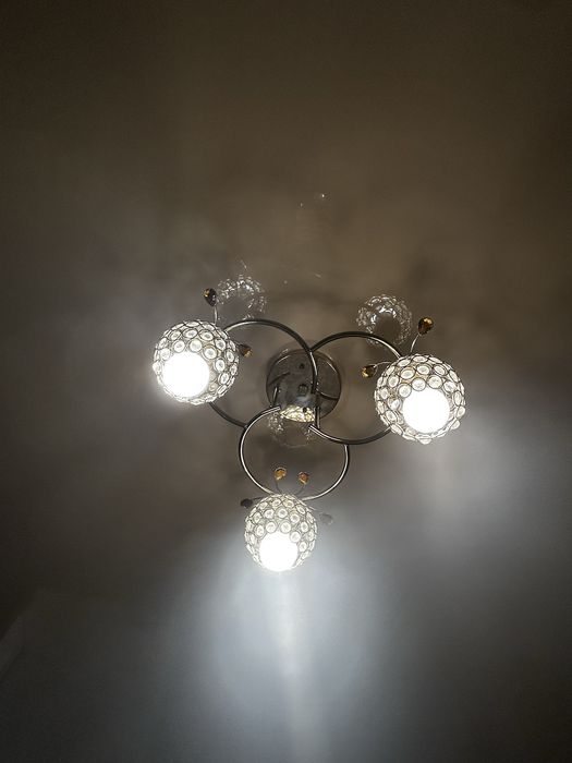 Две люстры. 5 и 3рожковая