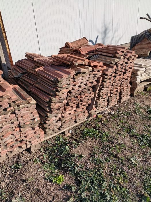 Стари керемиди без забележки