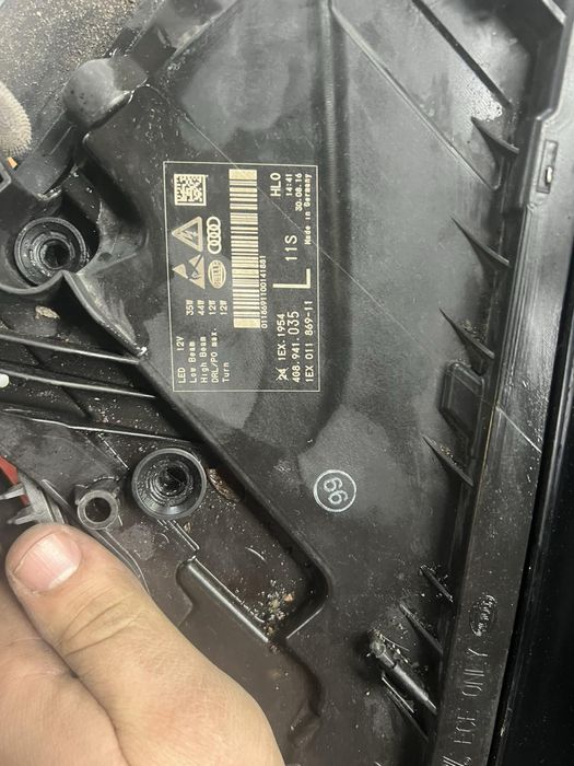 Ляв фар Matrix за Audi A7 4g фейс far facelift 2014-18год full led