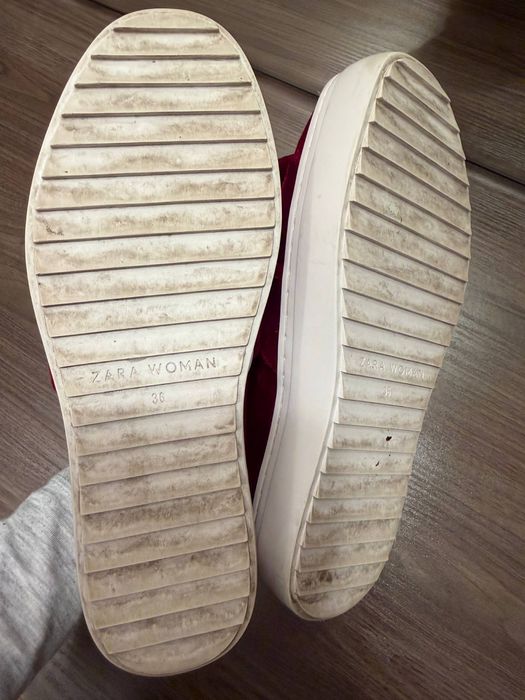 Бархатные слипоны  Zara