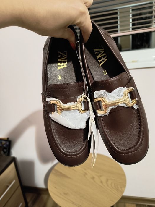 Нови обувки Zara 34,,номер