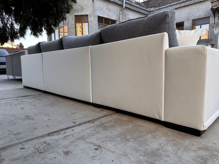 Canapea modernă extensibilă