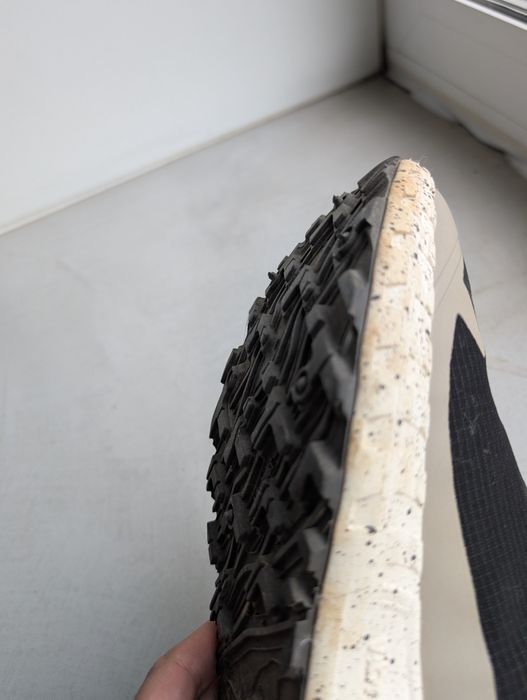 Adidași ediție limitată Haven x Norda 003