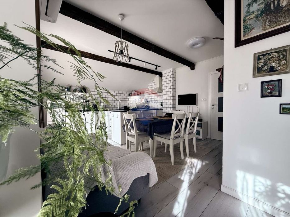 Нов апартамент с две спални, широк Център, Варна, И.Й.