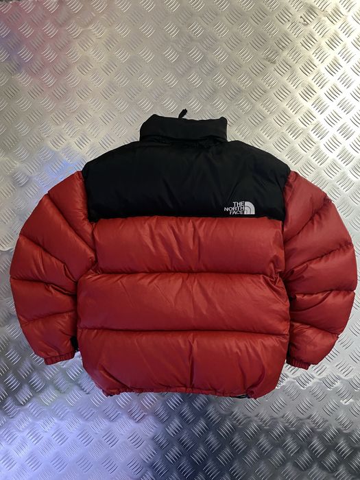 Пуховик the north face