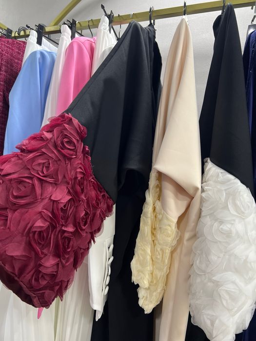 Abaya sotiladi yengi