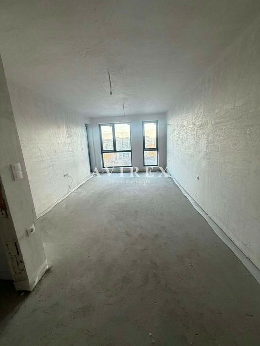 Продава се Двустаен апартамент в Пловдив, Христо Смирненски - 65 кв.м за 863 €/кв.м - Снимка #1