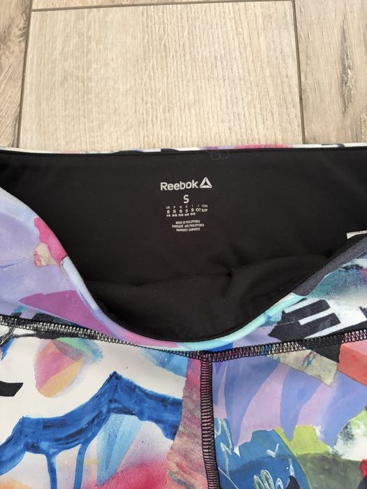 Цветен клин Reebok