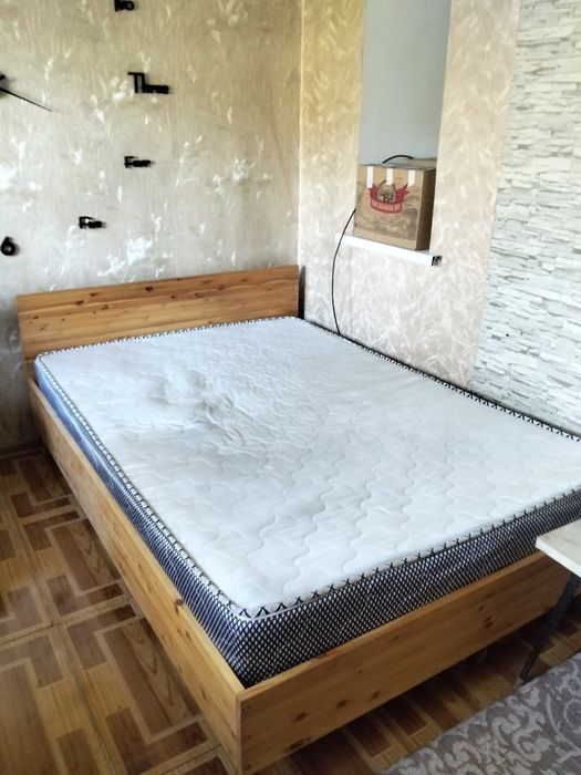 Кровать двухспальная